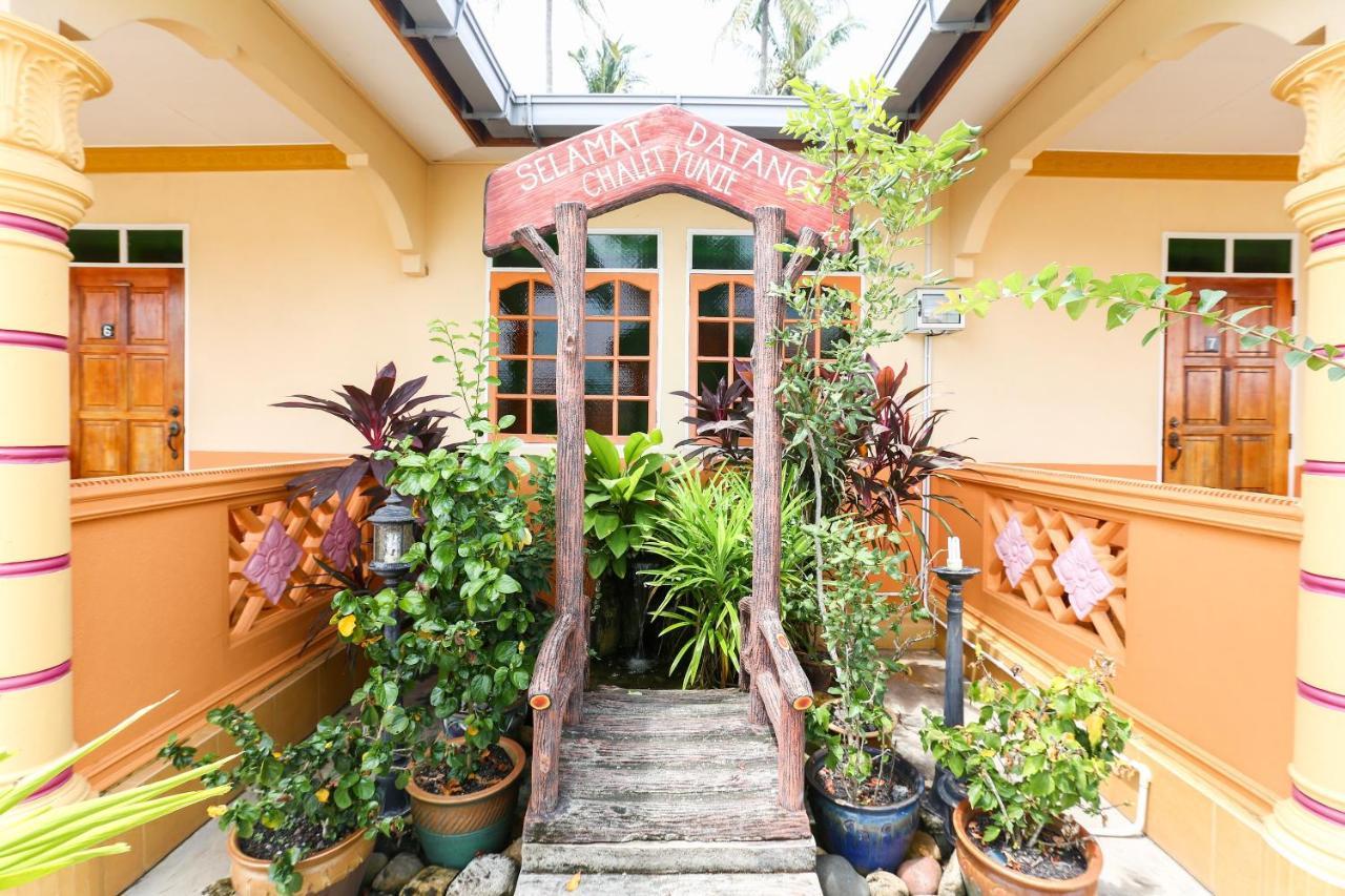 Oyo 89887 Chalet Yunie Marang Exterior photo